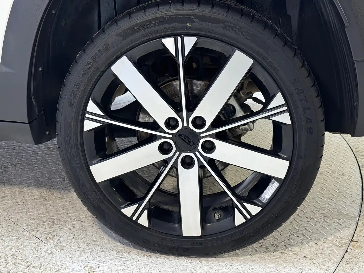 GEELY AUTOMOBILE GEELY ICON