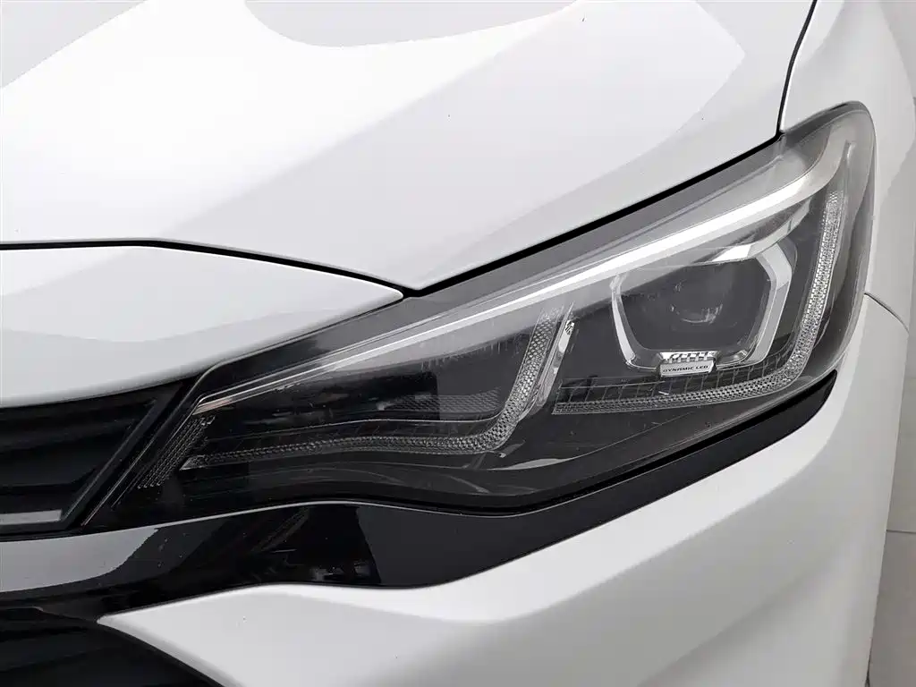 Chevrolet Monza 2019 Redline 320T DCT Joy Edition China VI фото 7