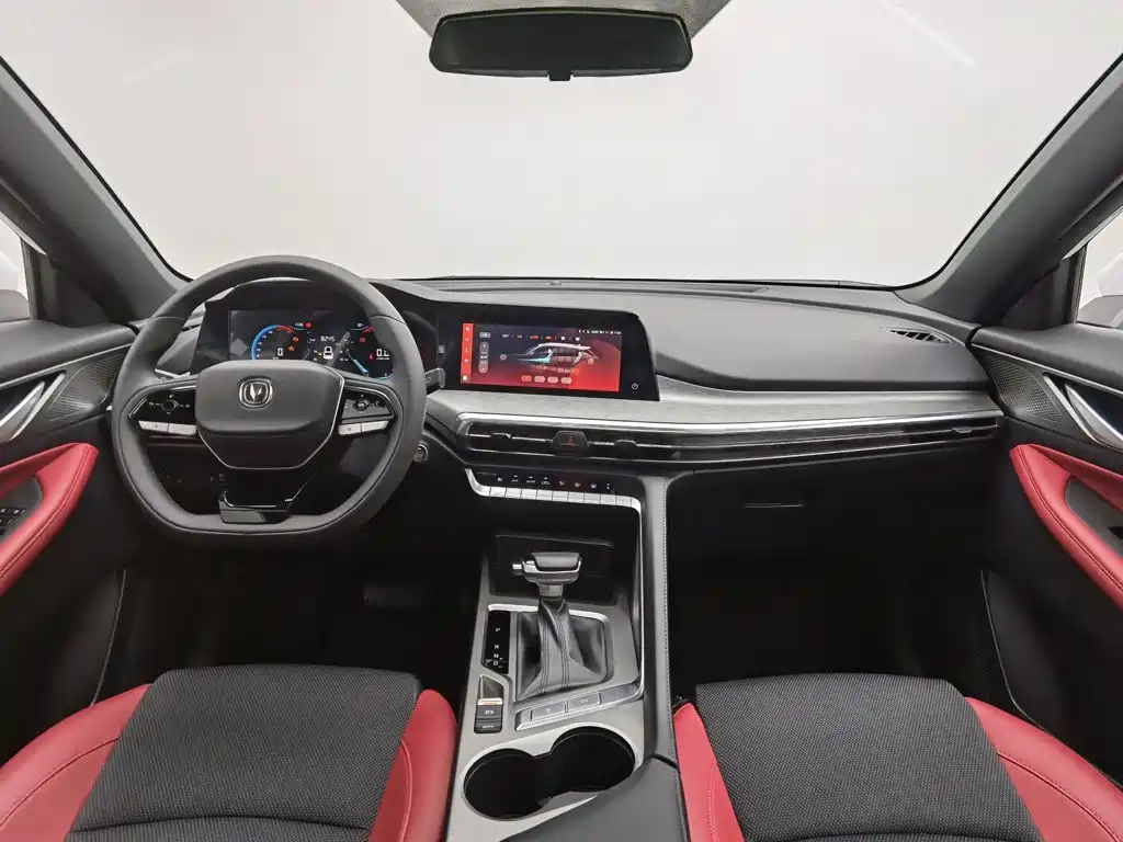 Changan CS35 PLUS 2024 2023 Enjoyment Edition 1.4T DCT Luxury