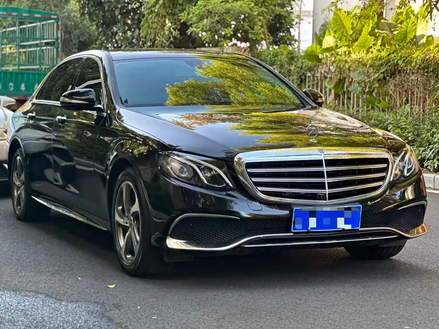 Mercedes-Benz E-Class 2019 E 300 L Sport Fashion фото 4