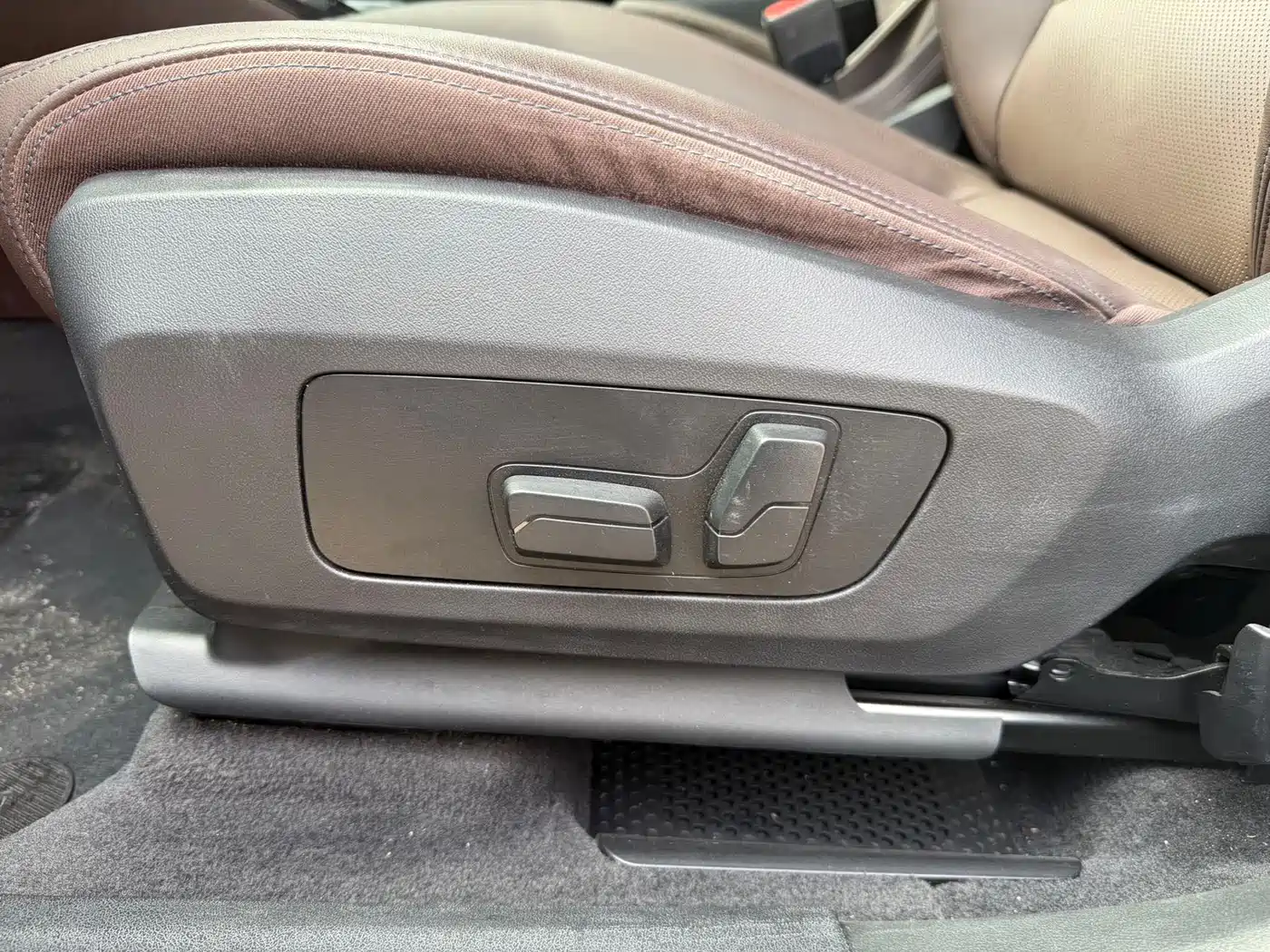 BMW X1 2023 sDrive20Li X Design Package фото 12