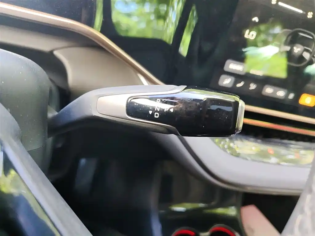Hongqi EH7 2024 Model 760 Pro+ AWD фото 11