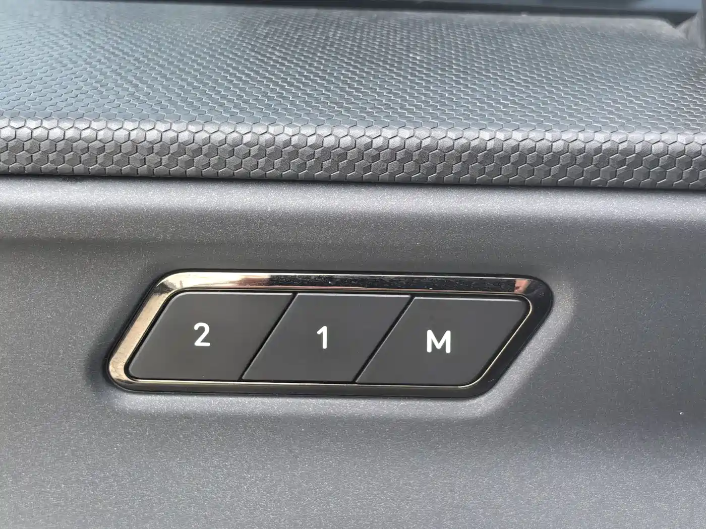 Lynk & Co 05 2022 Model 05+ 2.0TD Automatic Performance Package фото 15