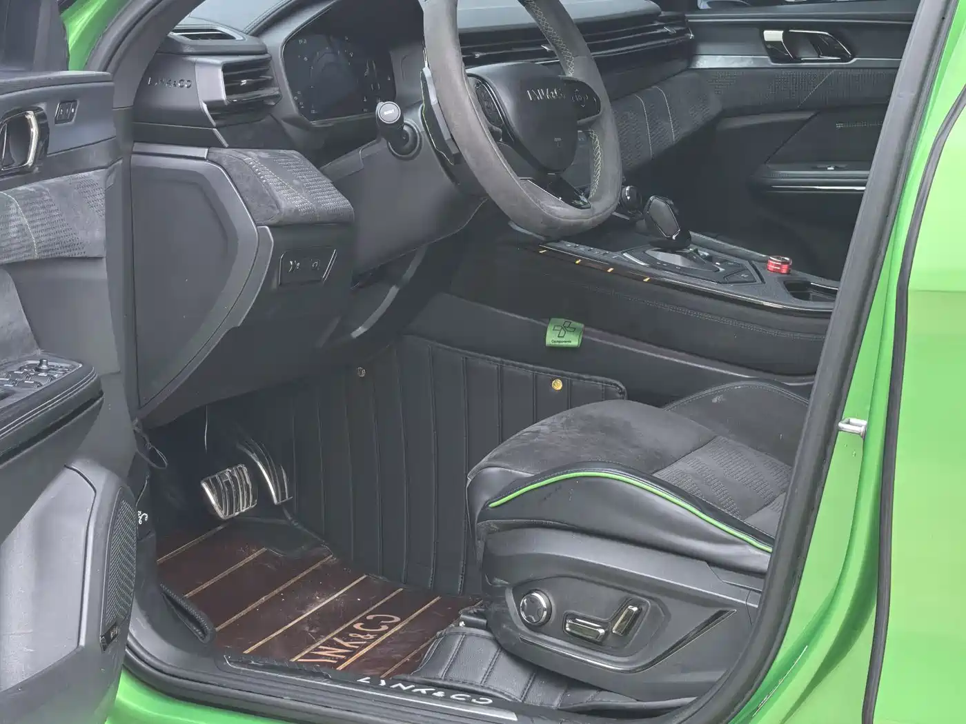 Lynk & Co 05 2022 Model 05+ 2.0TD Automatic Performance Package фото 7