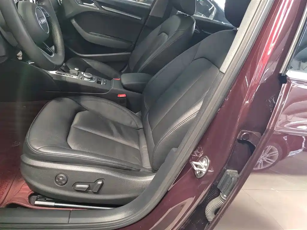 Audi A3 2017 Sportback 40 TFSI Style фото 15