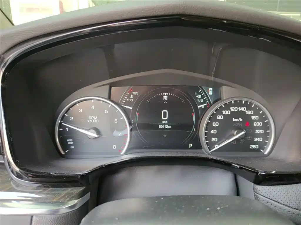 Cadillac XT5 2018 25T Luxury фото 12