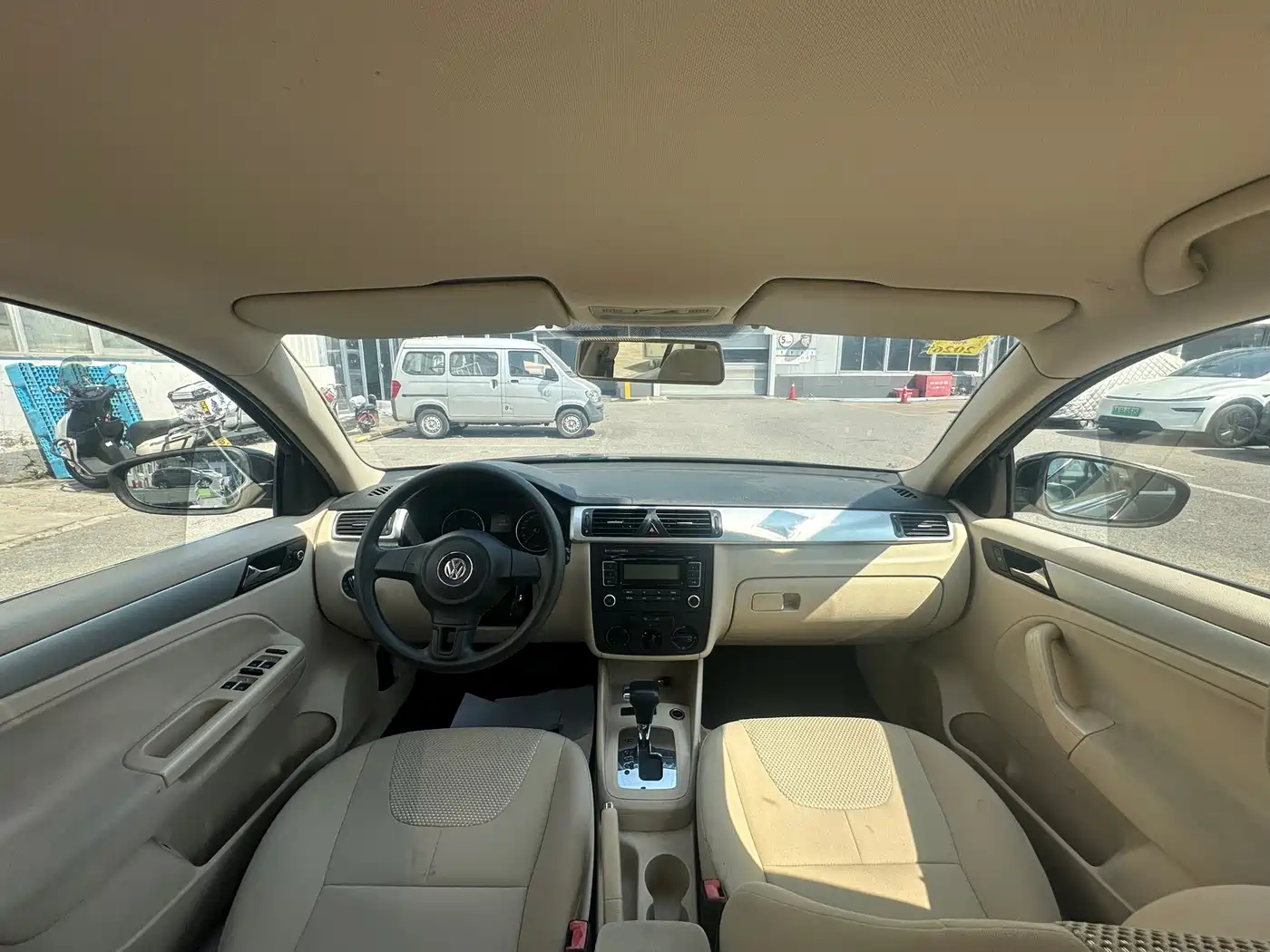 Volkswagen Bora 2012 2012 1.6L Automatic Comfort Model