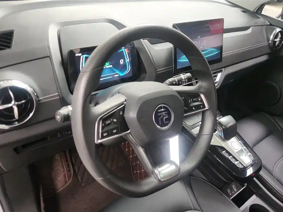BYD Yuan New Energy 2019 EV360 Smart Connect Edition фото 12