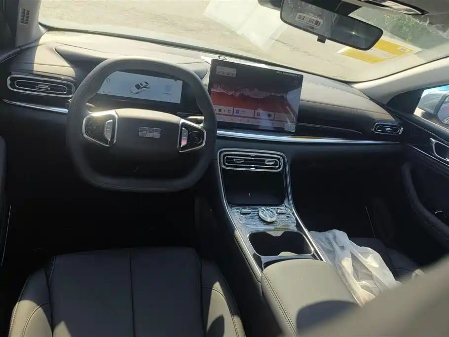 Geely Galaxy Galaxy Stellar 6 2025 125km Long Voyage Edition фото 12