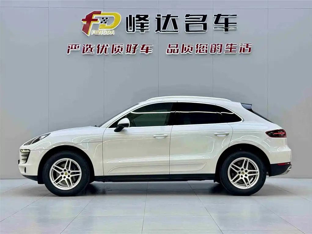 Porsche Macan 2017 Macan 2.0T фото 4