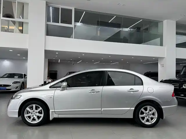 Honda Civic 2009 1.8L Automatic Comfort Edition — фото 4