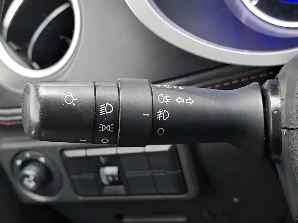 Zhonghua V3 2016 2016 1.5L Manual Comfort