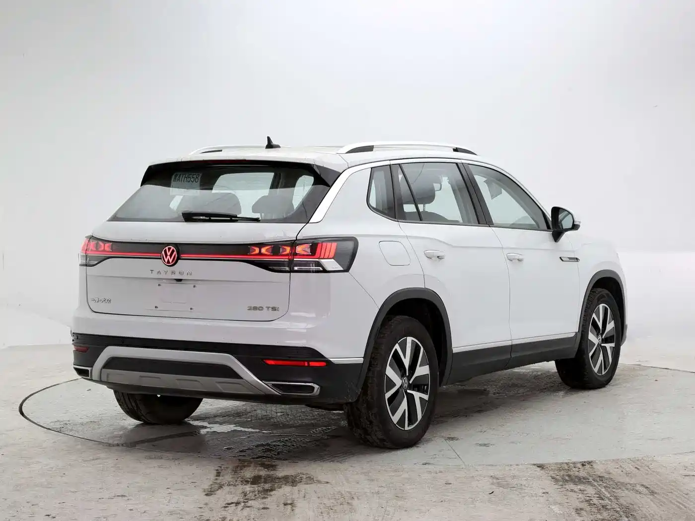 Volkswagen Tayron 2023 280TSI 2WD Luxury Plus Advanced Edition фото 4