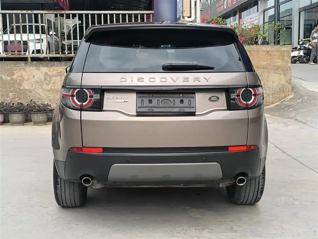 Land Rover Discovery Sport 2017 2.0T SE фото 7