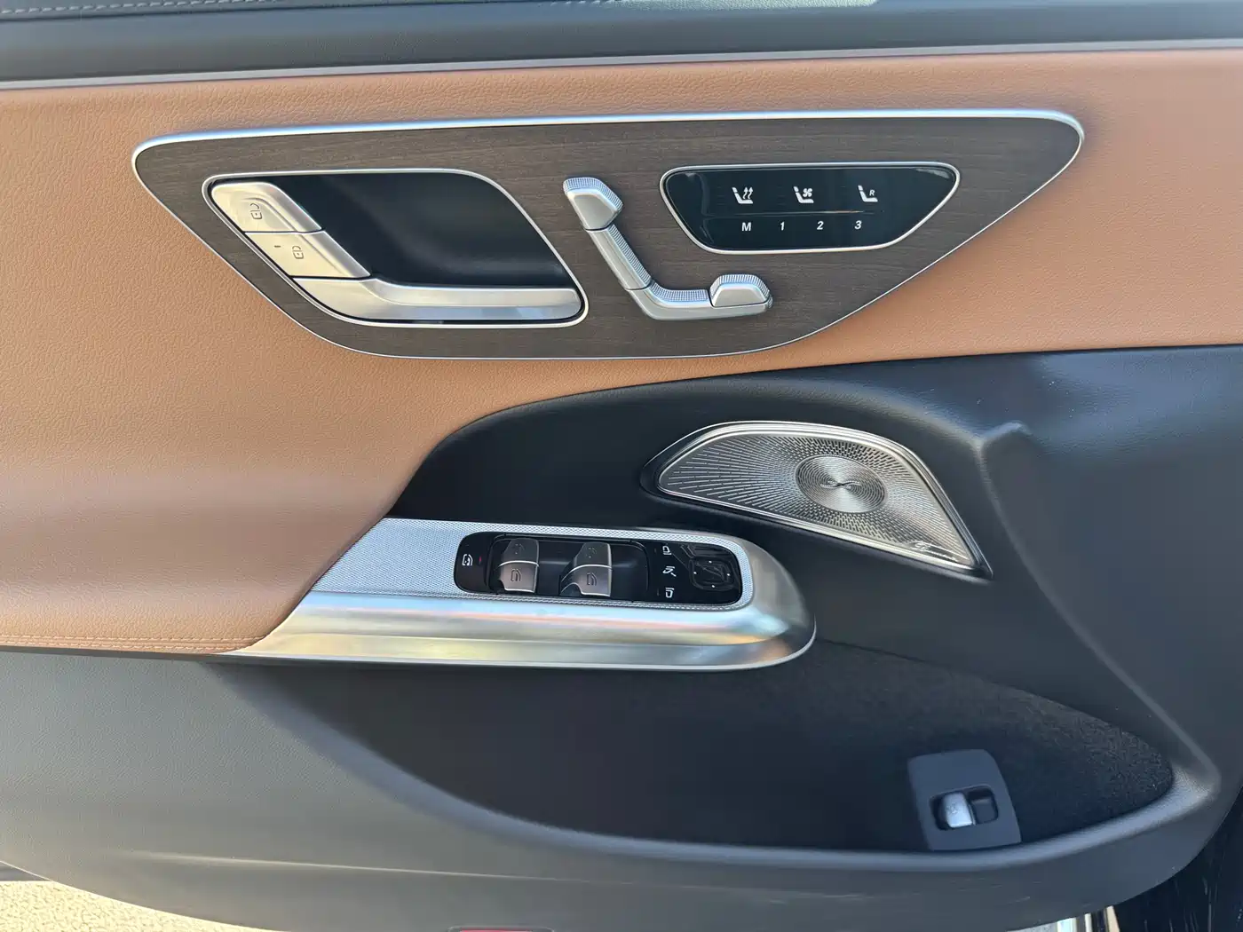 Mercedes-Benz E-Class 2025 Facelift E 300 L Luxury фото 20