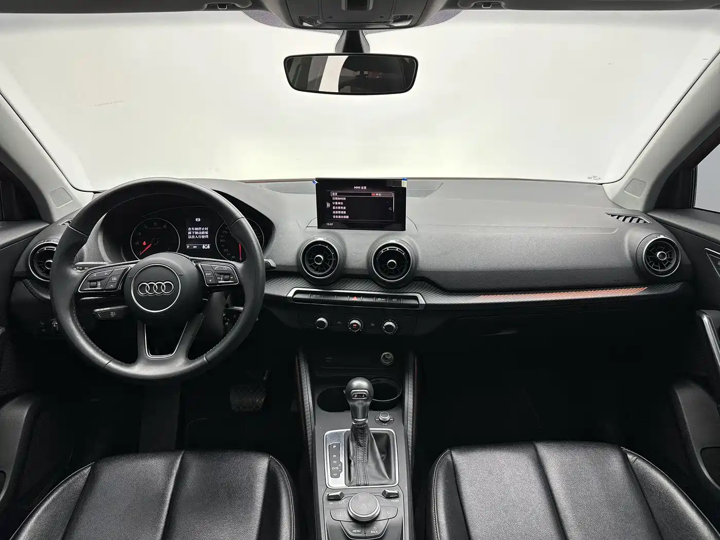 Audi Q2L 2019 2018 35 TFSI Launch Exclusive Edition China VI