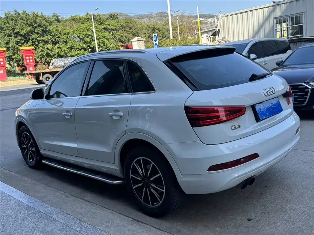 Audi Q3 2015 35 TFSI Comfort фото 4