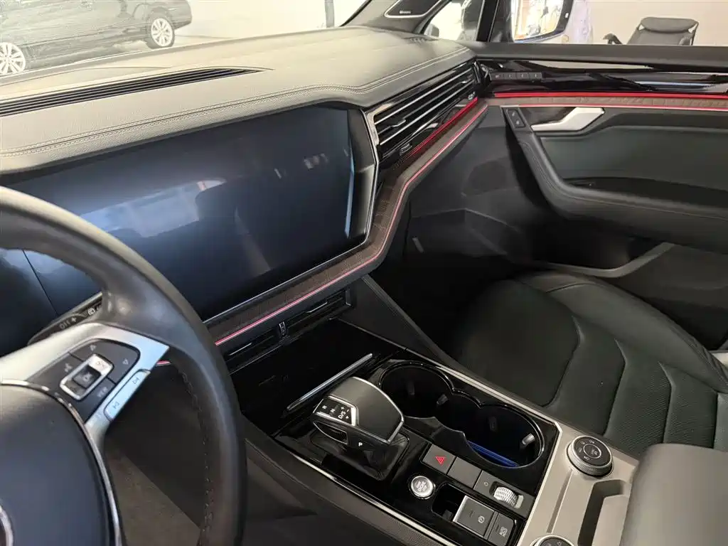 Volkswagen Touareg 2019 3.0TSI Sharp Wisdom Edition China V фото 15