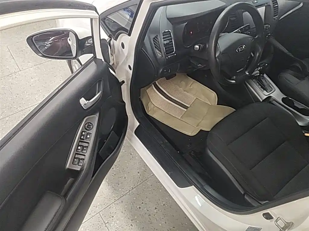 Kia K3S 2014 1.6L Automatic GL фото 16