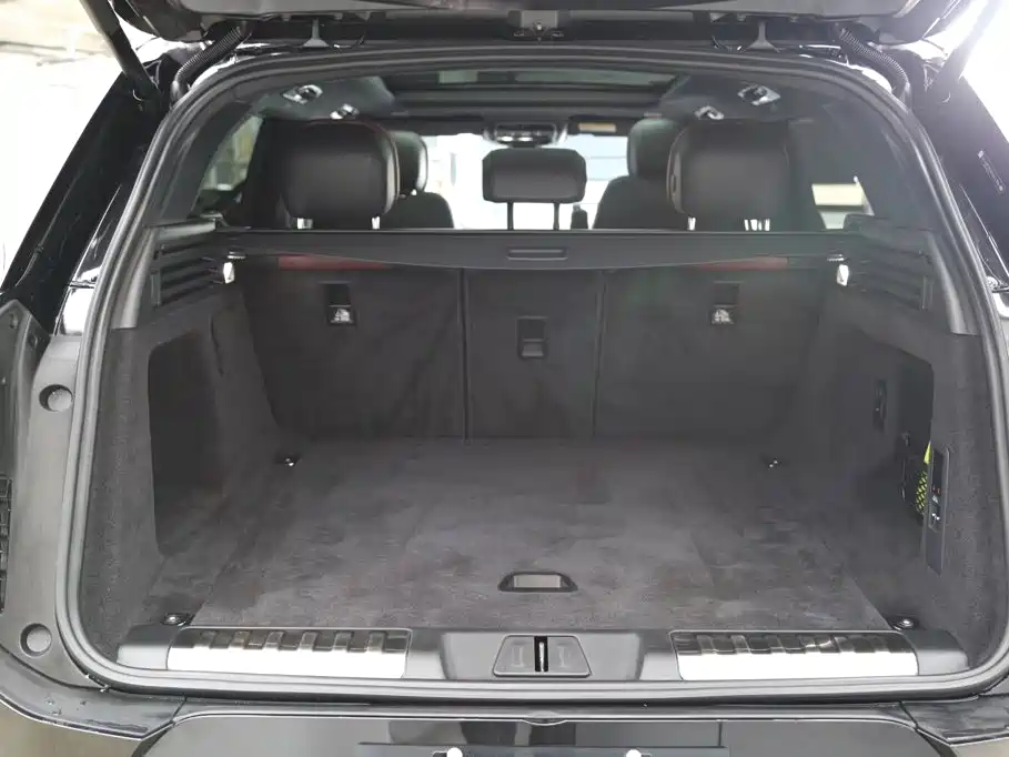 Land Rover Range Rover Sport 2025 2025 400PS Dynamic SE