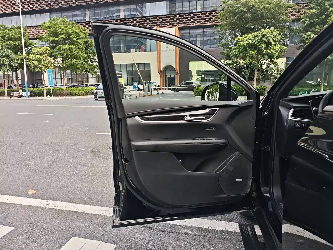Cadillac XT5 2021 2.0T 2WD Luxury Edition фото 17