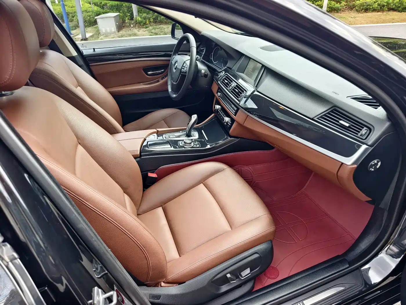 BMW 5 Series 2014 520Li Elegance фото 12