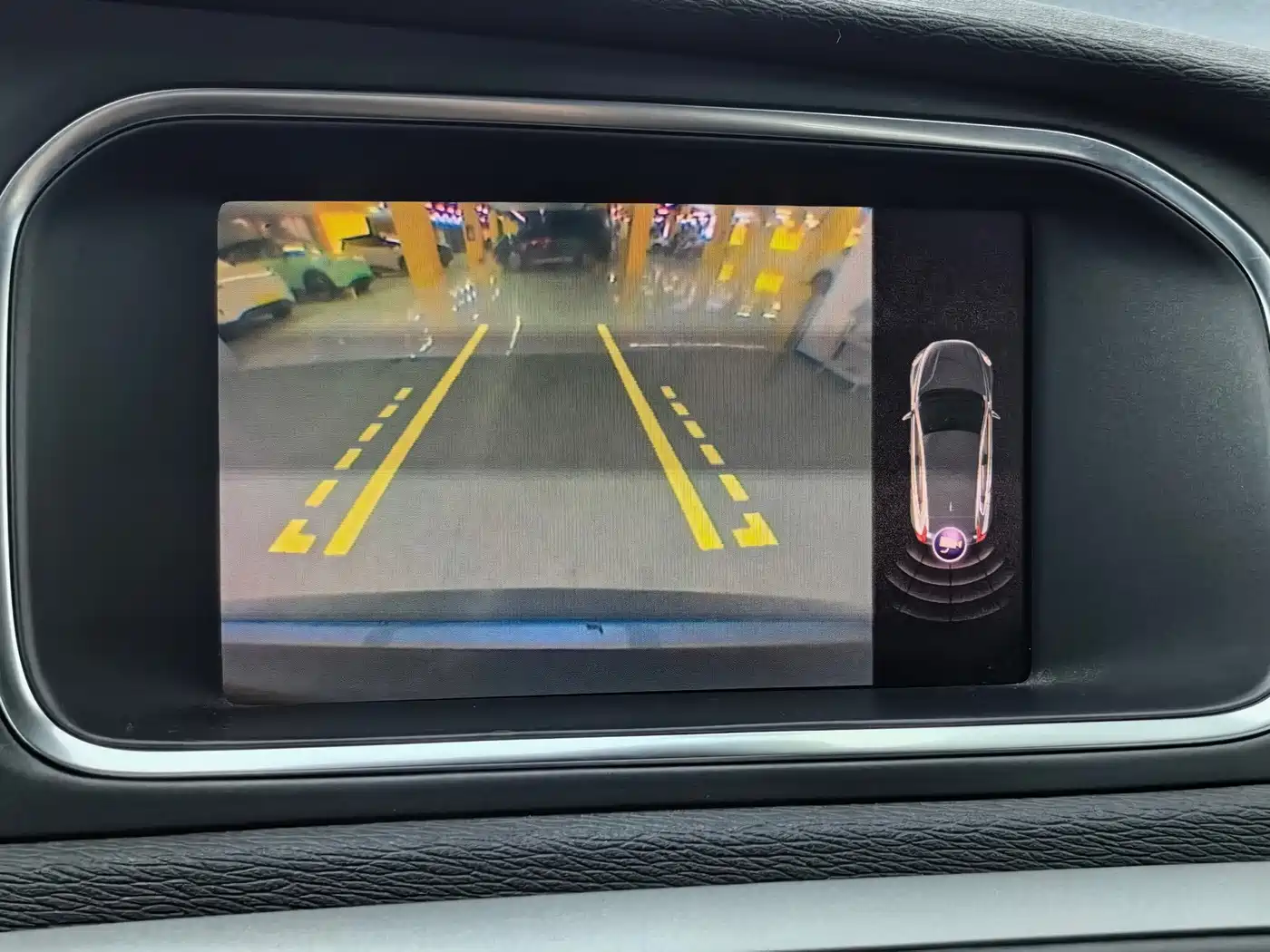 Volvo V40 2018 2017 T3 Momentum