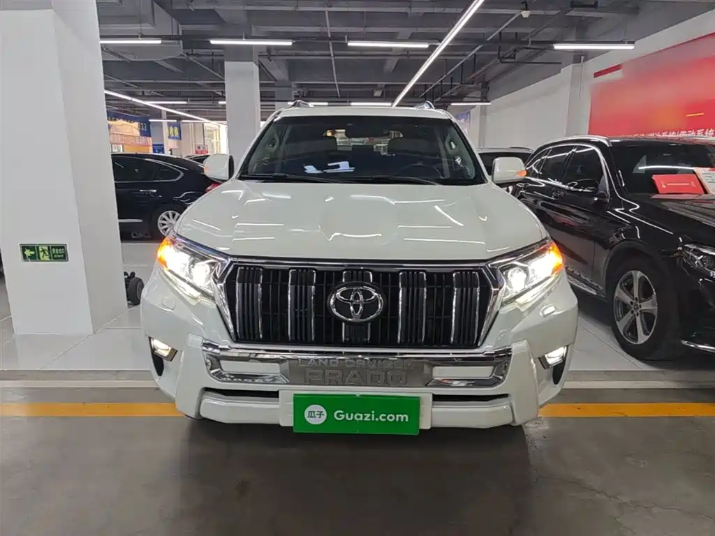Toyota Prado 2018 3.5L Auto TX-L фото 3