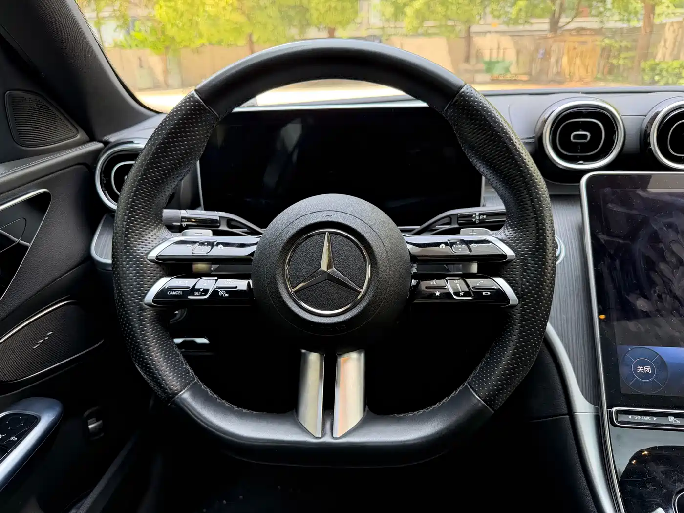 Mercedes-Benz C-Class 2024 C 200 L Sport Edition фото 14