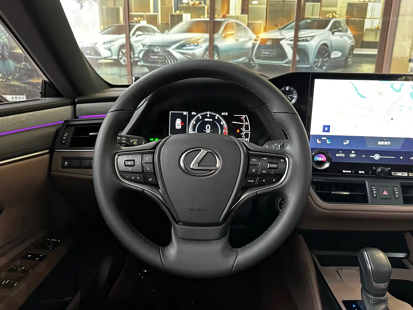 Lexus ES 2025 200 Ultimate Edition фото 8