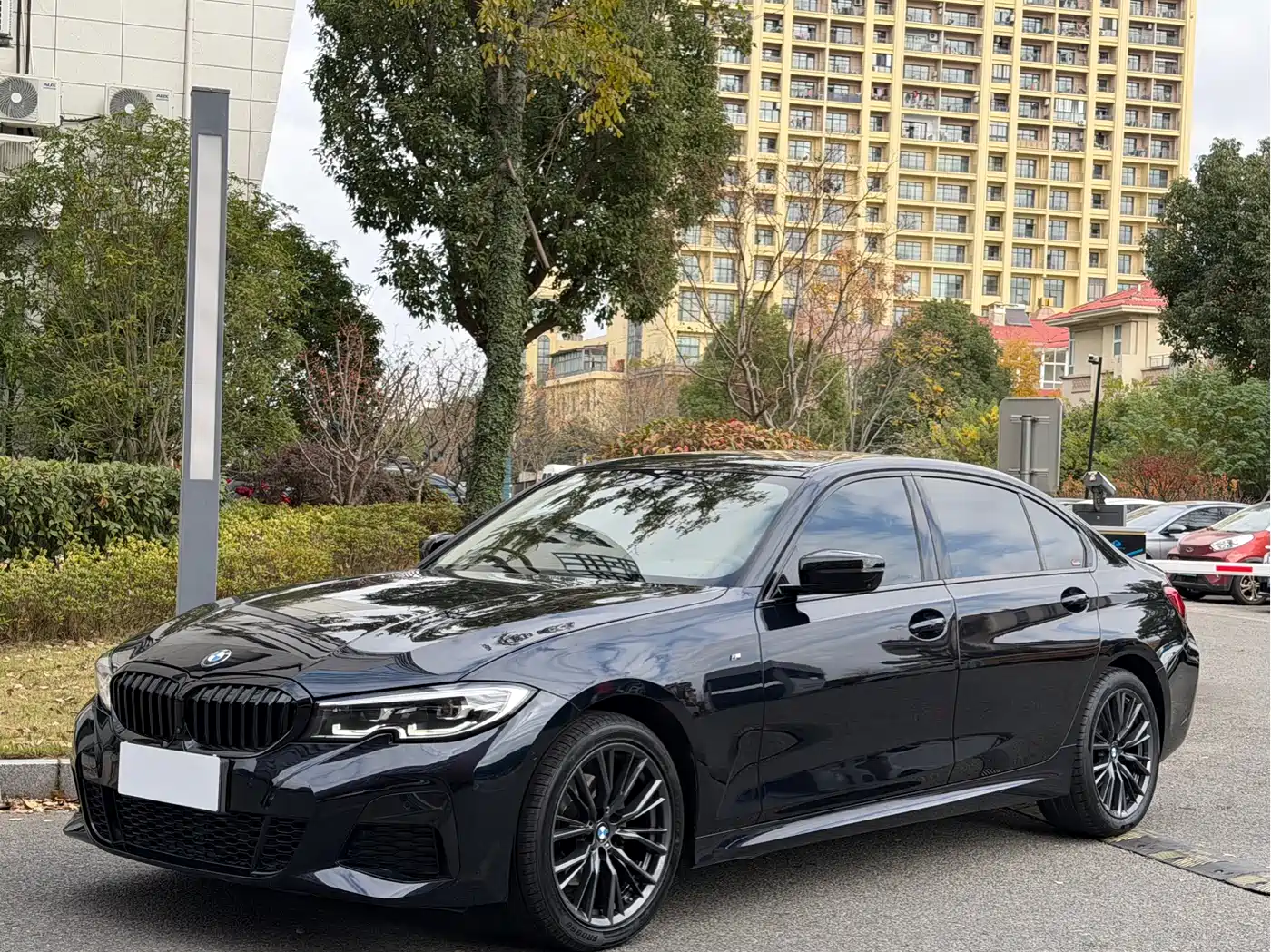 BMW 3 Series 2022 325Li M Sport Package