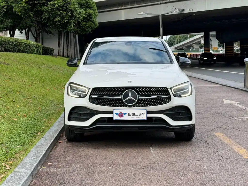 Mercedes-Benz GLC Coupe 2021 2021 GLC 260 4MATIC Coupe SUV