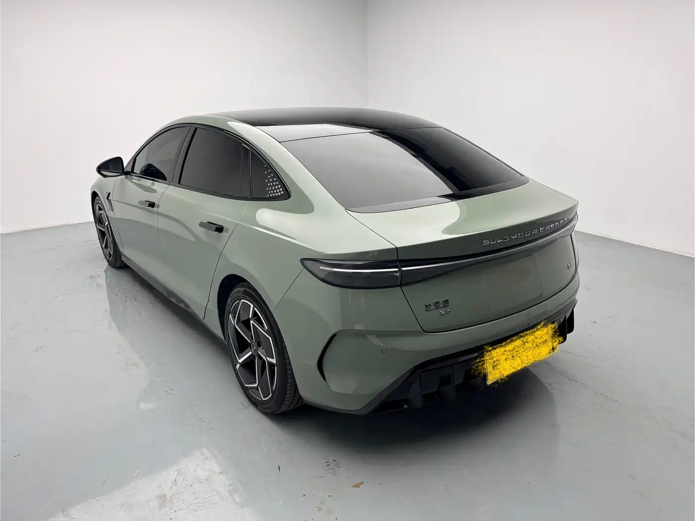 BYD Seal 2022 700km Long Range RWD Edition фото 6