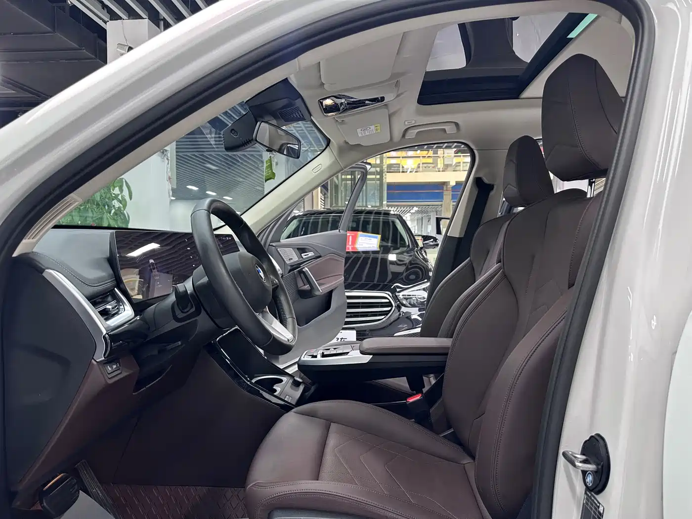 BMW X1 2023 sDrive25Li X Design Package фото 4