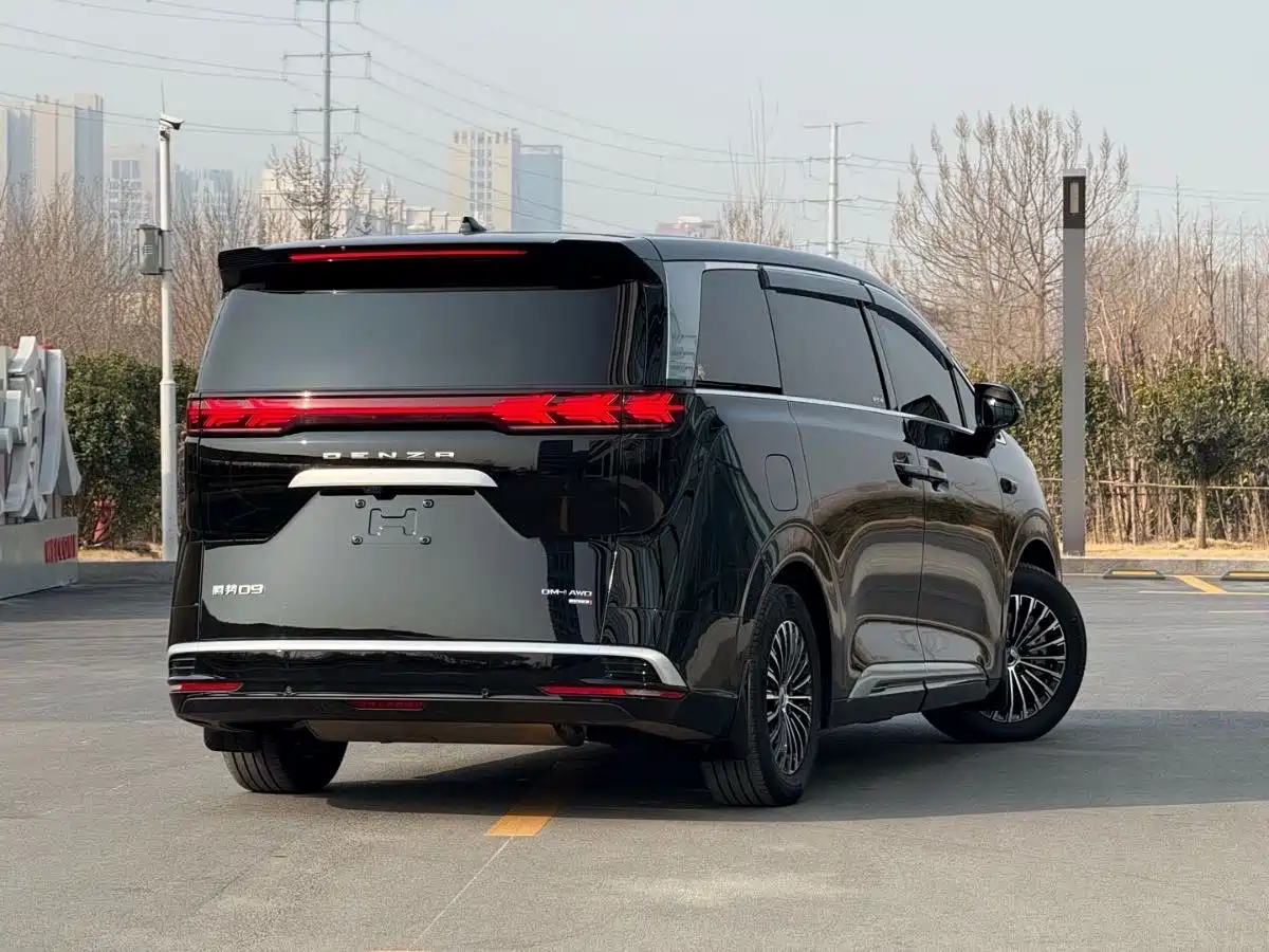 Denza D9 2025 Model DM-i Smart Drive Edition 1020 AWD Flagship фото 7