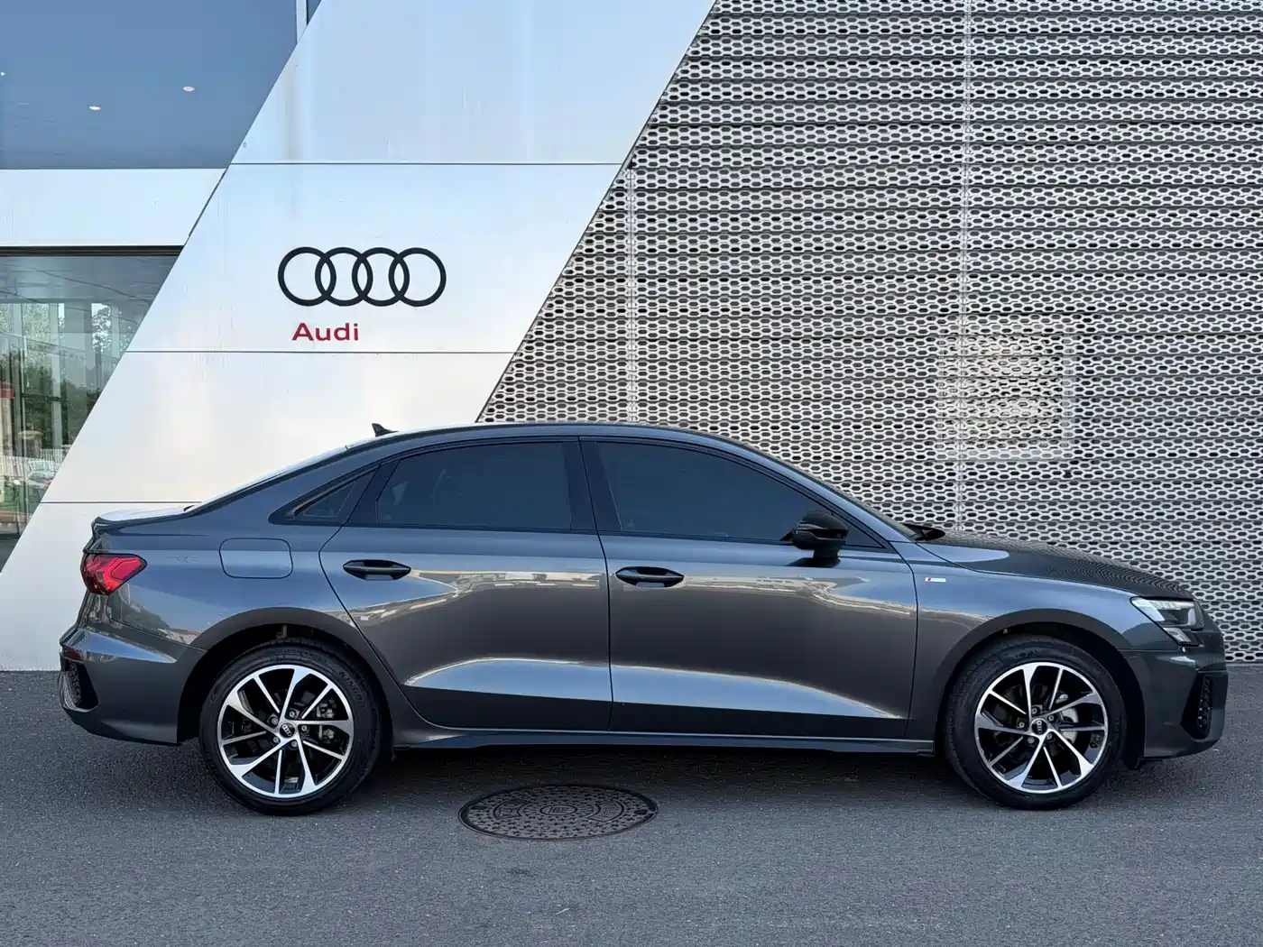 Audi A3 2023 A3L Limousine 35 TFSI Progressive Elegance фото 3