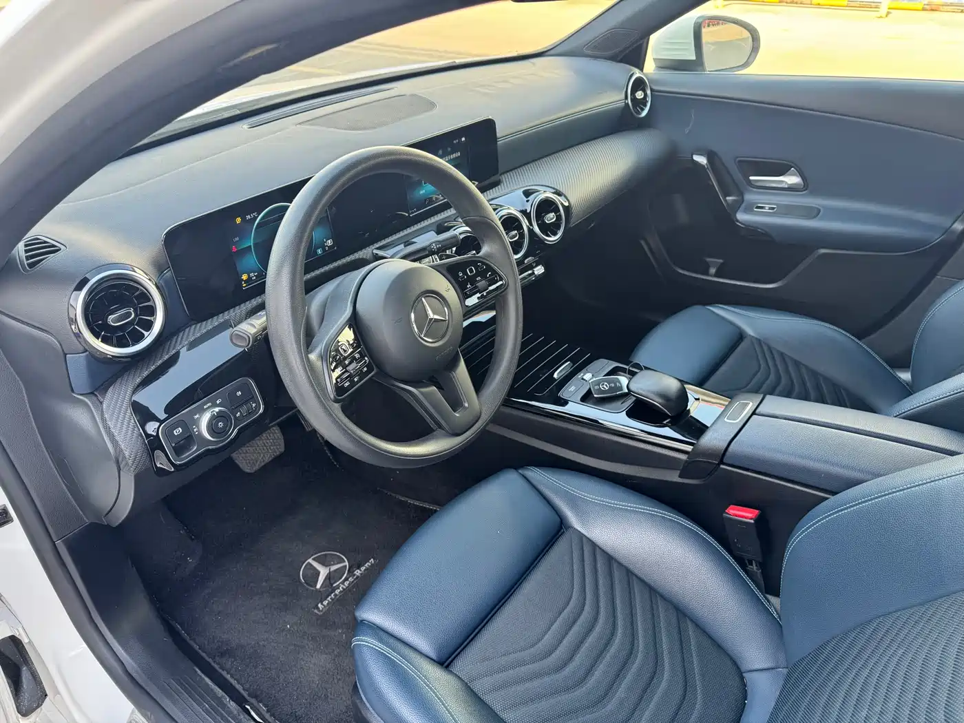 Mercedes-Benz A-Class 2020 A 180 L фото 4