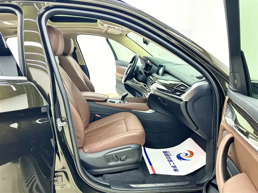 BMW X6 2015 xDrive35i Luxury Model фото 20