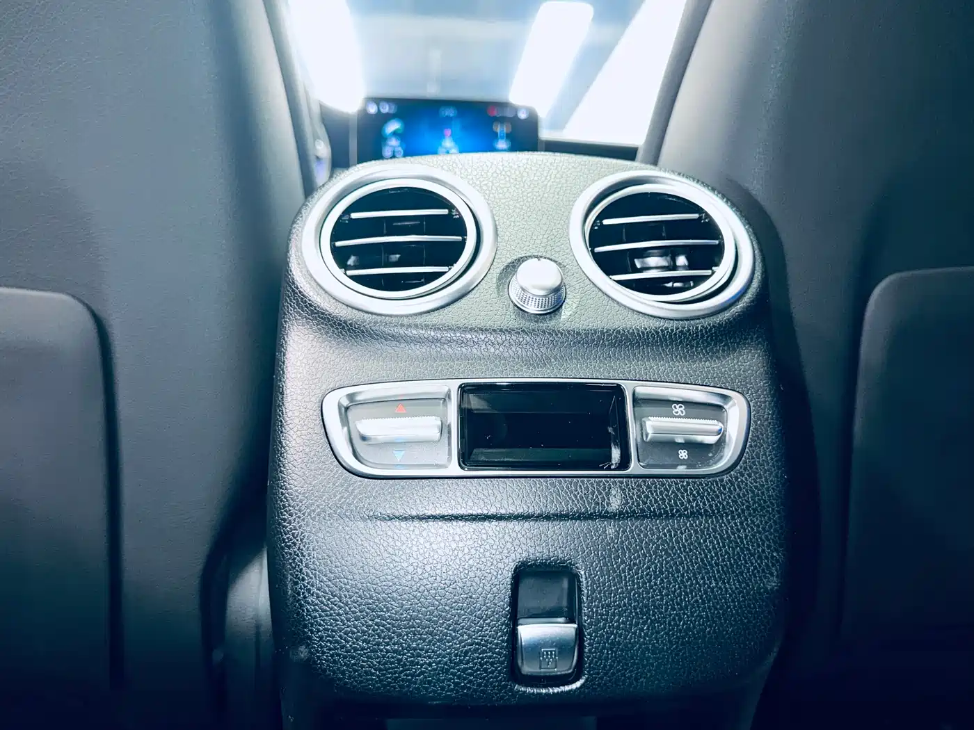 Mercedes-Benz GLC 2021 GLC 300 L 4MATIC Sporty фото 34