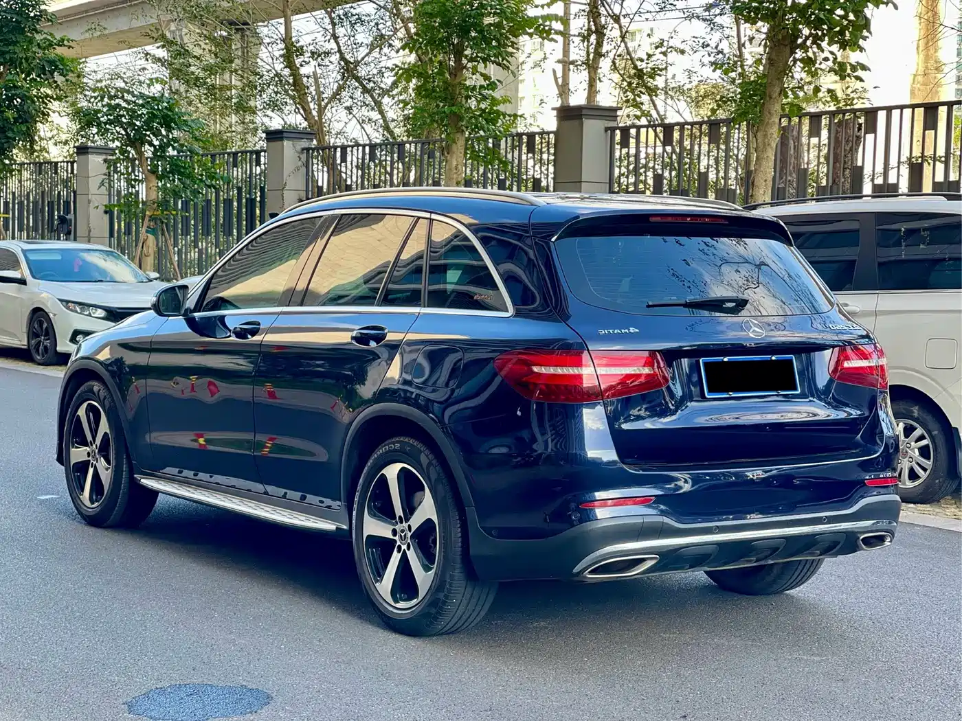 Mercedes-Benz GLC 2018 GLC 260 4MATIC Luxury фото 7