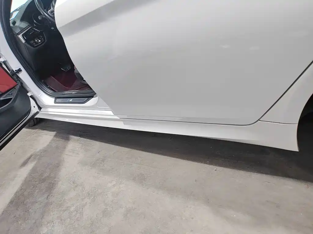 Фото 22 - BMW 5 Series