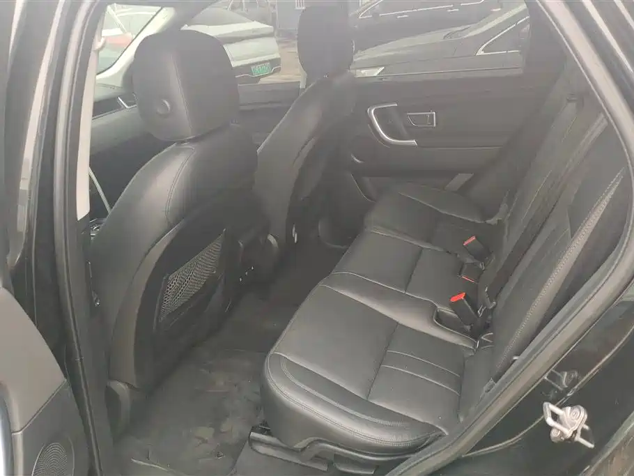 Land Rover Discovery Sport 2018 240PS SE Edition фото 11
