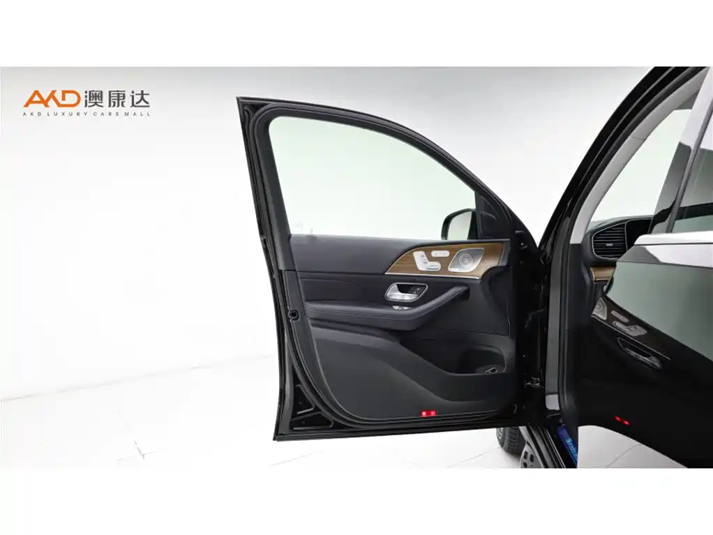 Mercedes-Benz GLE 2024 GLE 450 4MATIC Fashion фото 10