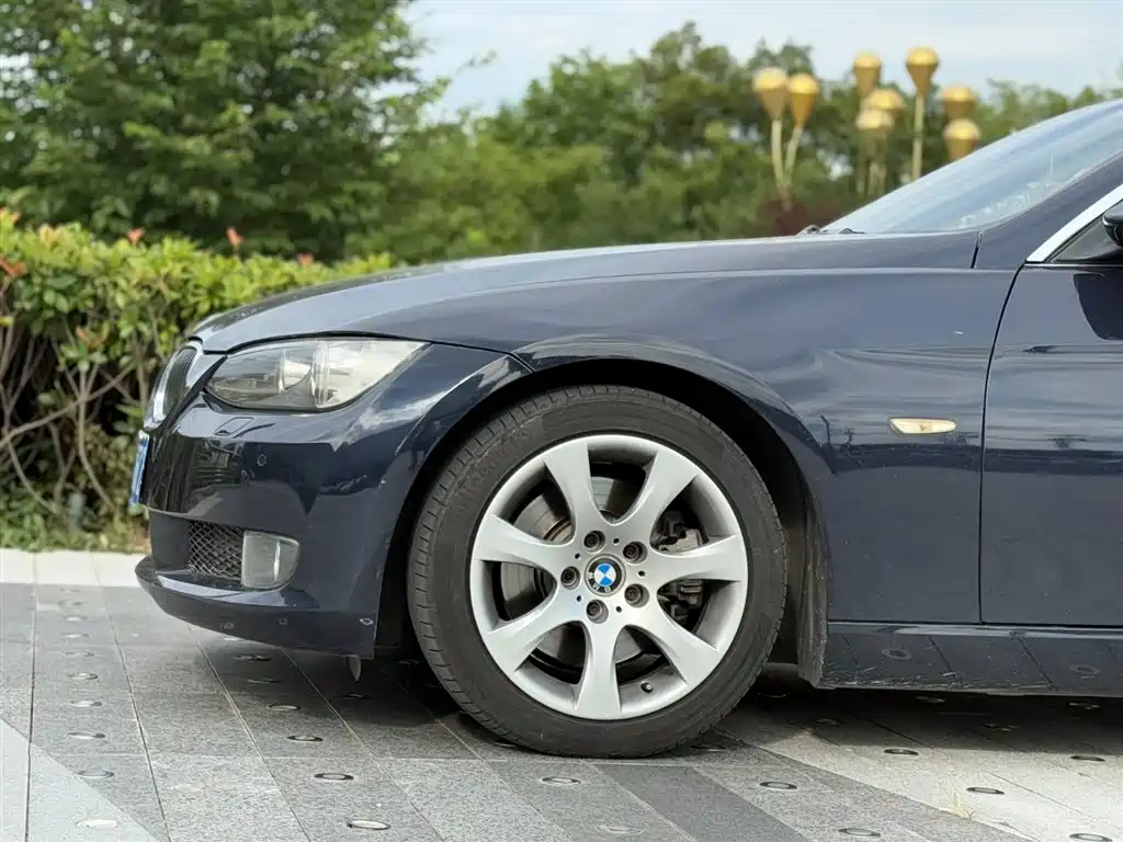 BMW 3 Series (Import) 2007 2007 330i Convertible Coupe