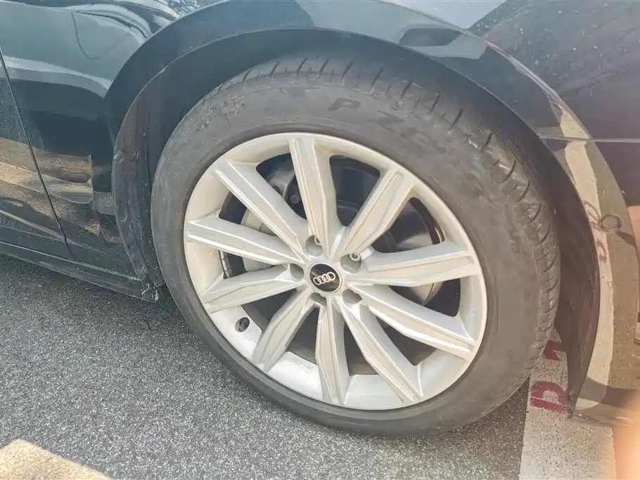 Audi A6L 2024 45 TFSI Premium Dynamic фото 6