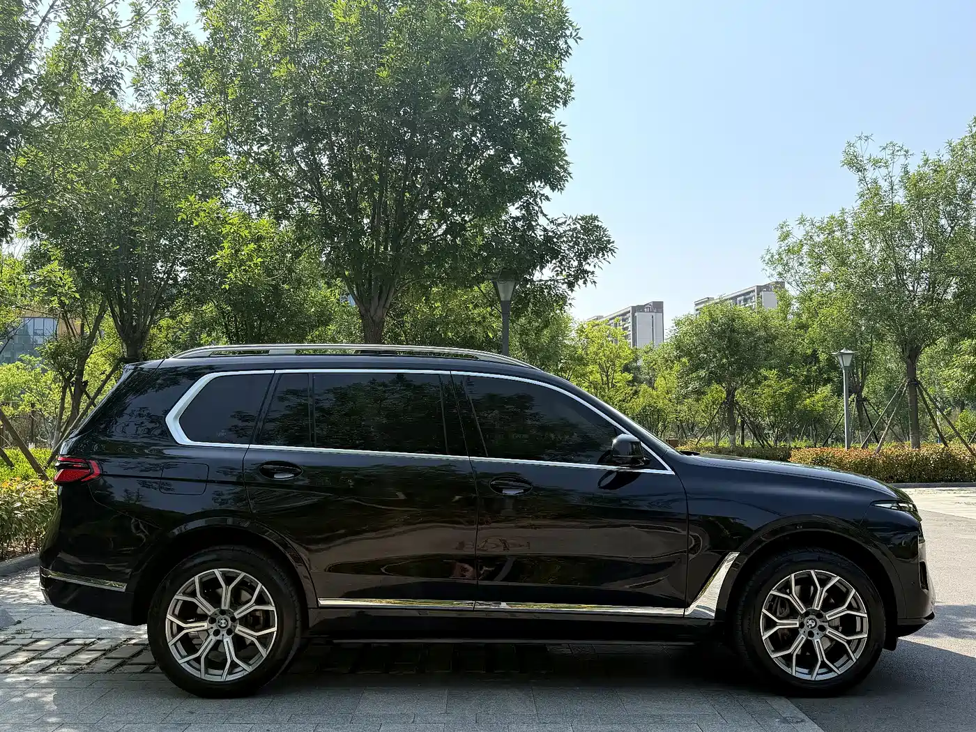 BMW X7 2023 xDrive40i Leading Luxury Package фото 6