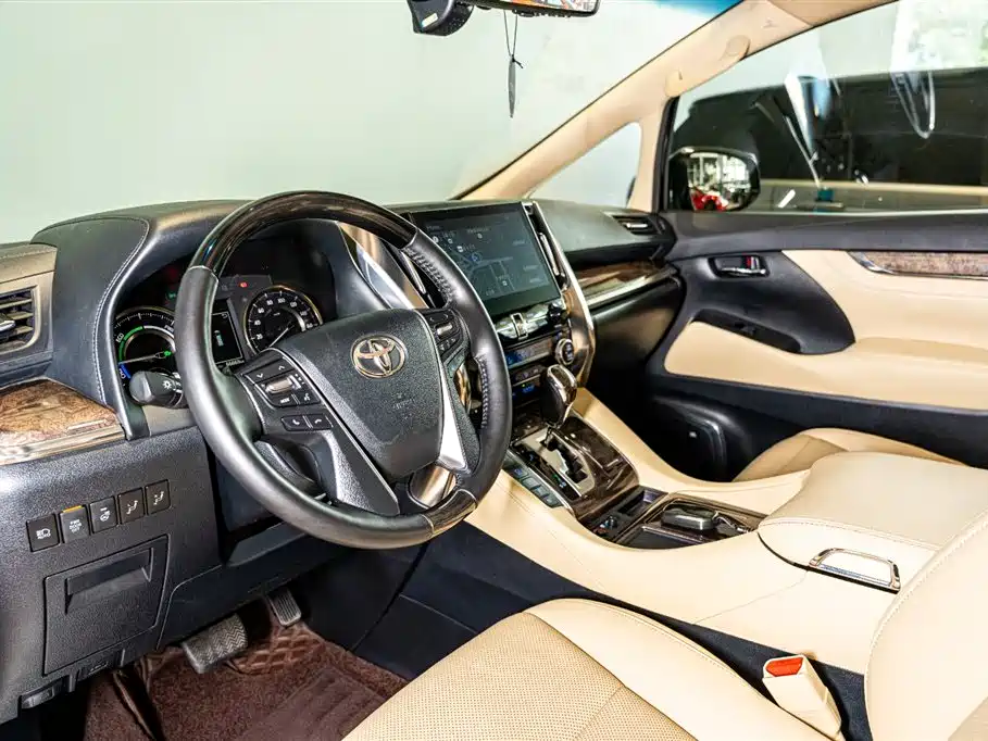 Toyota Alphard 2021 Hybrid 2.5L Premium фото 6