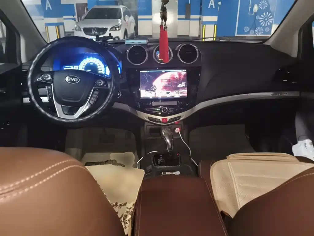 BYD S7 2015 2.0T Upgrade Automatic Premium фото 6