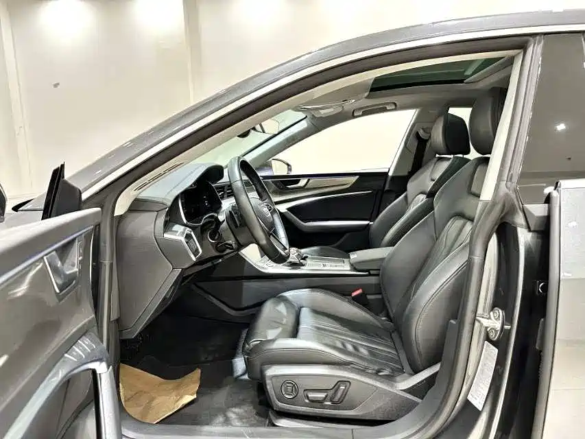 Audi A7 2021 45 TFSI Exclusive фото 6