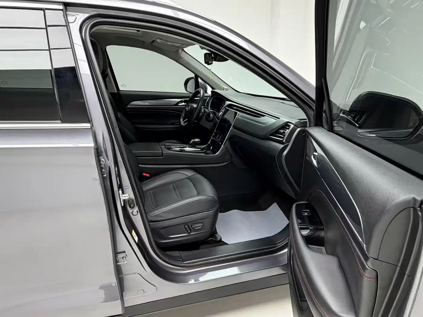 GAC Trumpchi Trumpchi GS4 PLUS 2021 390T Automatic Stellar Edition фото 12